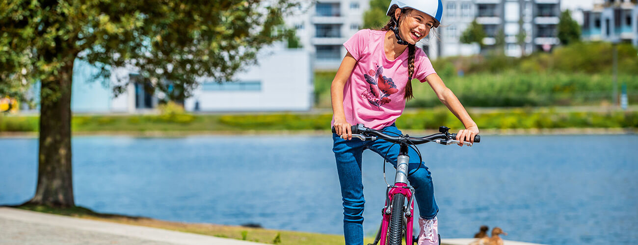 Mit dem Kinderfahrrad zur Schule