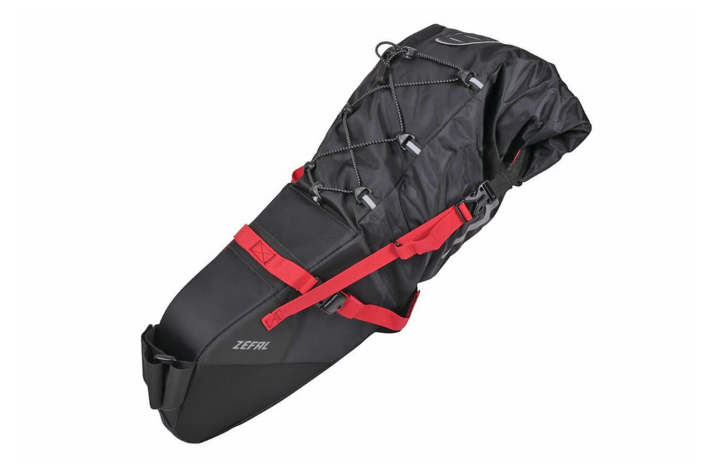 Zéfal Z Adventure R17 Satteltasche
Wasserdichte Zefal Satteltasche für Bikepacking – große Fahrradtasche zur Befestigung an der Sattelstütze für Kleidung, Schlafsack und leichtes Gepäck.